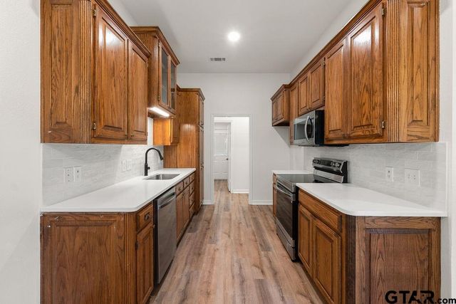 16840 Terrebonne Drive, Tyler, TX 75703