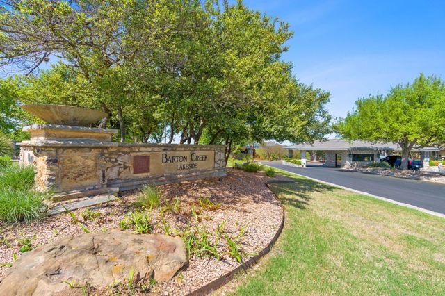 27030 Masters Pkwy, Spicewood, TX 78669