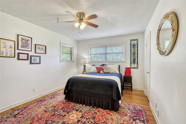 801 North Center Street, Franklin, TX 77856