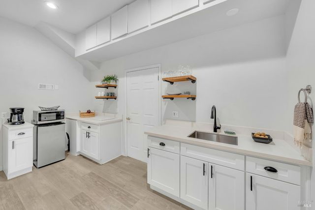 8854 Egg Farm Ln, Kenwood, CA 95452