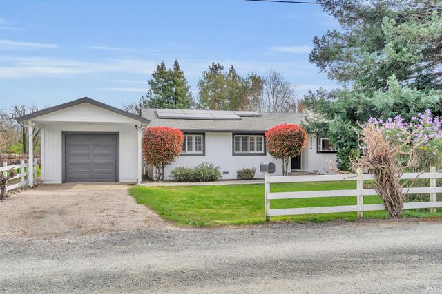 8854 Egg Farm Ln, Kenwood, CA 95452