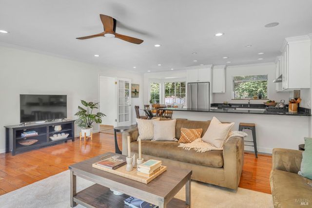 8854 Egg Farm Ln, Kenwood, CA 95452