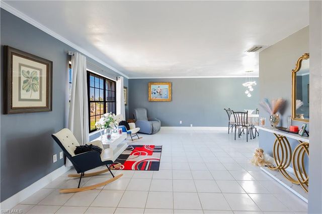 2908 9th TER, Cape Coral, FL 33993