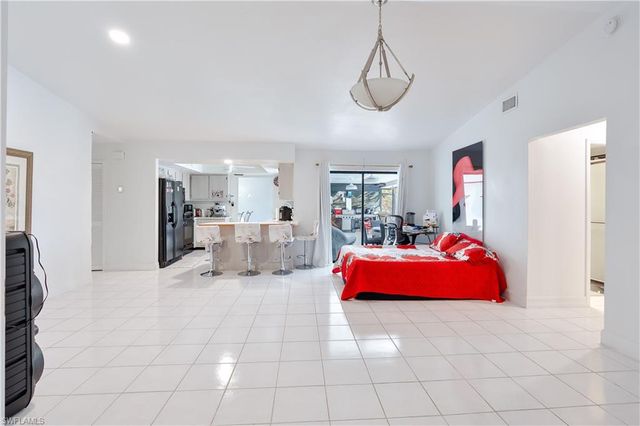 2908 9th TER, Cape Coral, FL 33993