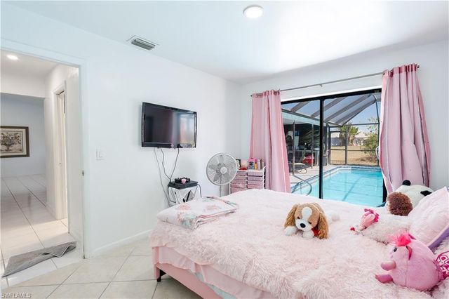 2908 9th TER, Cape Coral, FL 33993