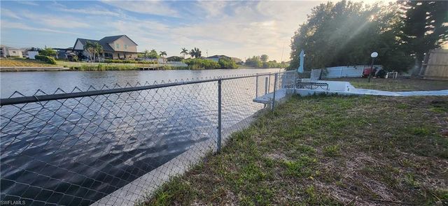 2908 9th TER, Cape Coral, FL 33993