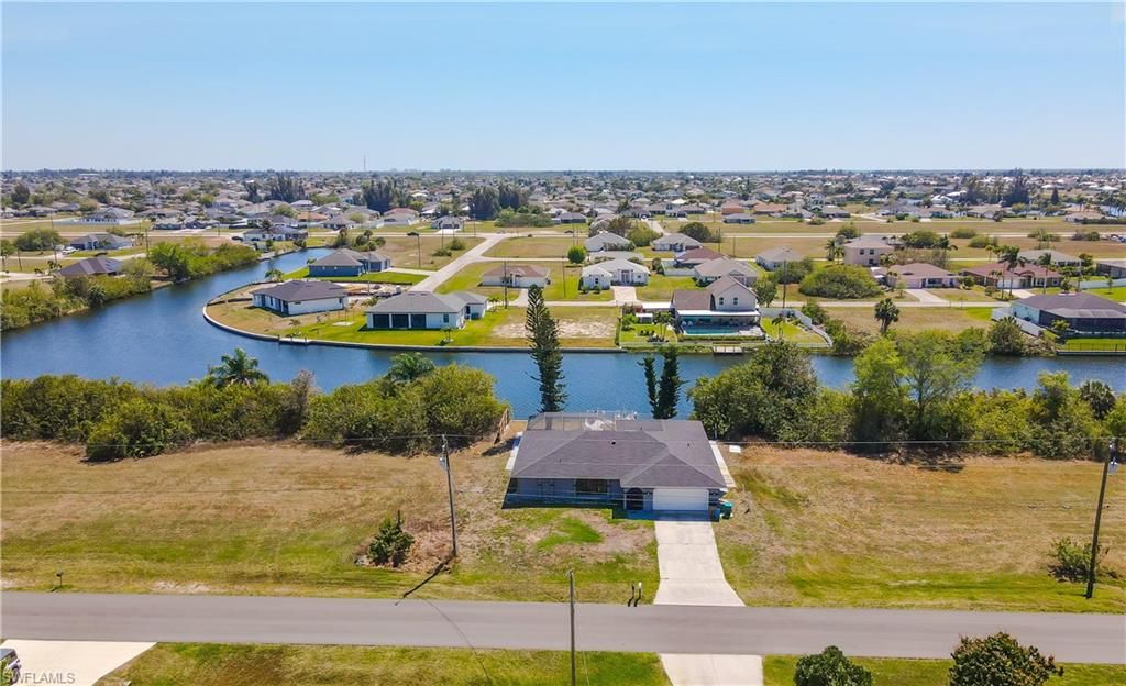 2908 9th TER, CAPE CORAL, FL 33993 — photo 4
