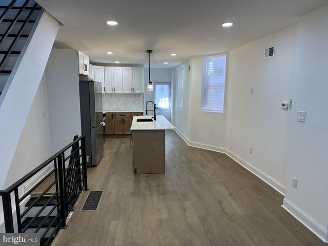 5632 LARCHWOOD AVE, Philadelphia, PA 19143