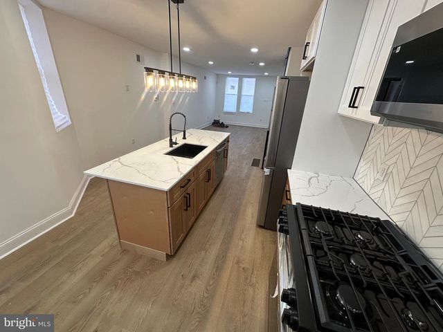 5632 LARCHWOOD AVE, Philadelphia, PA 19143