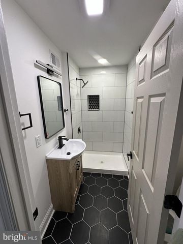 5632 LARCHWOOD AVE, Philadelphia, PA 19143