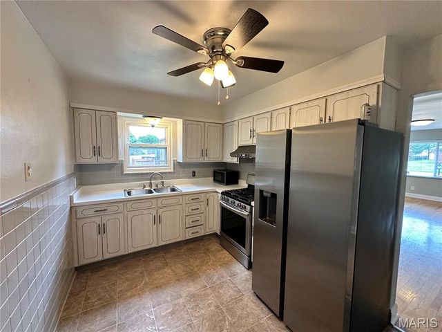 3951 E Dallas Court, Unincorporated, MO 63125