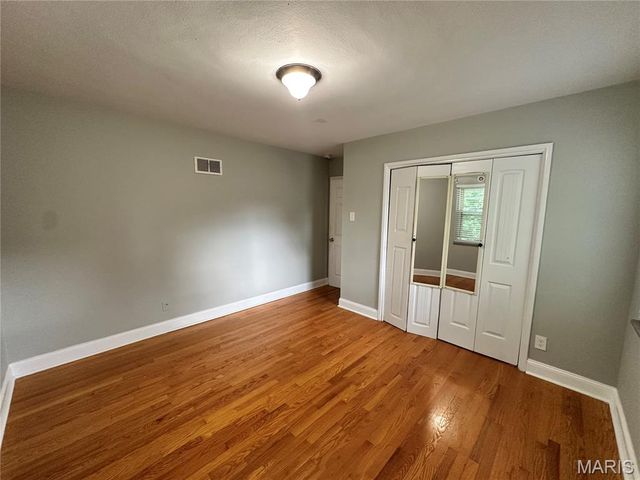 3951 E Dallas Court, Unincorporated, MO 63125
