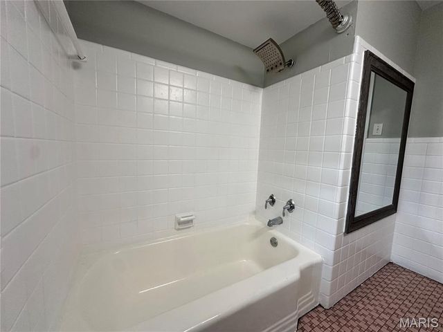 3951 E Dallas Court, Unincorporated, MO 63125