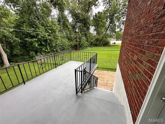 3951 E Dallas Court, Unincorporated, MO 63125