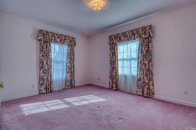 2733 Blue Lake Court, Newburgh, IN 47630