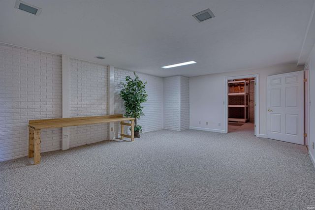 2733 Blue Lake Court, Newburgh, IN 47630