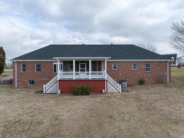 2733 Blue Lake Court, Newburgh, IN 47630