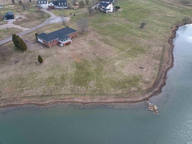 2733 Blue Lake Court, Newburgh, IN 47630