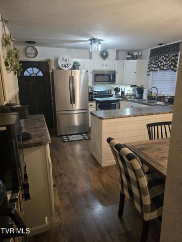 103 Peaceful Street, Clintwood, VA 24228