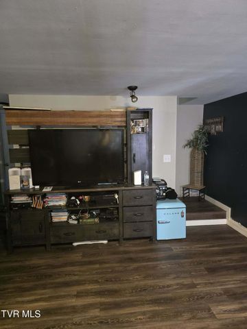 103 Peaceful Street, Clintwood, VA 24228