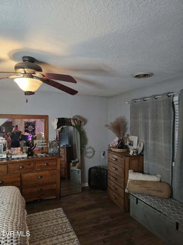 103 Peaceful Street, Clintwood, VA 24228