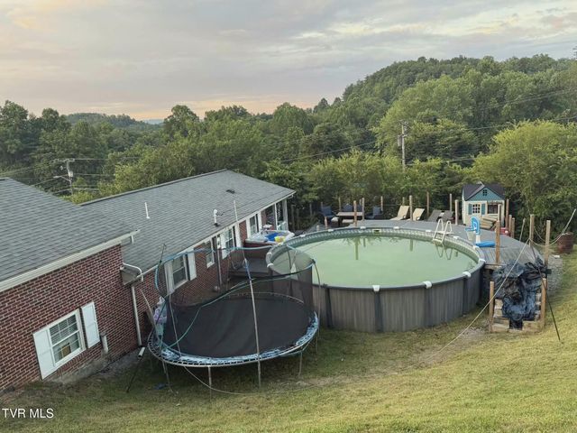 103 Peaceful Street, Clintwood, VA 24228