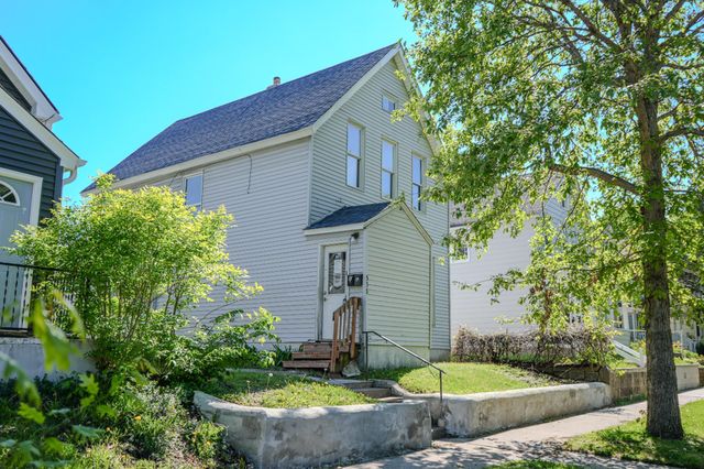 538 Charles Avenue, Saint Paul, MN 55103