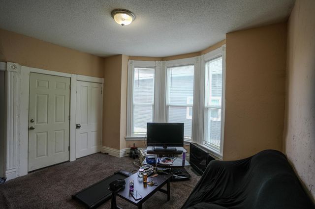 538 Charles Avenue, Saint Paul, MN 55103