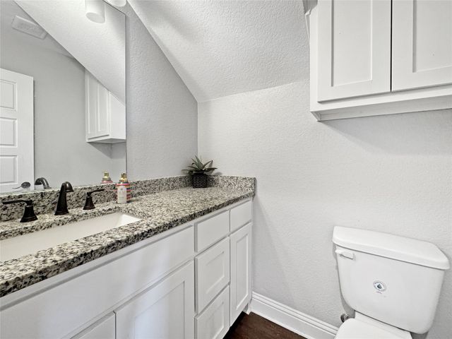 1713 Bronco Road, Granbury, TX 76049