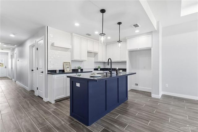 1214 E Sanchez Street, Pharr, TX 78577