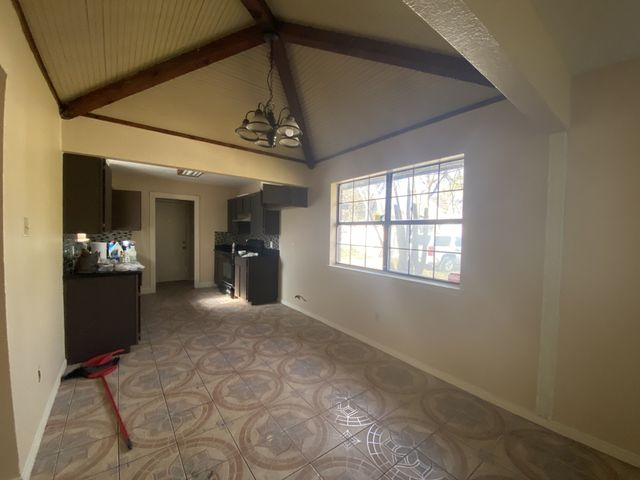 724 N Elm Street, Lancaster, TX 75146