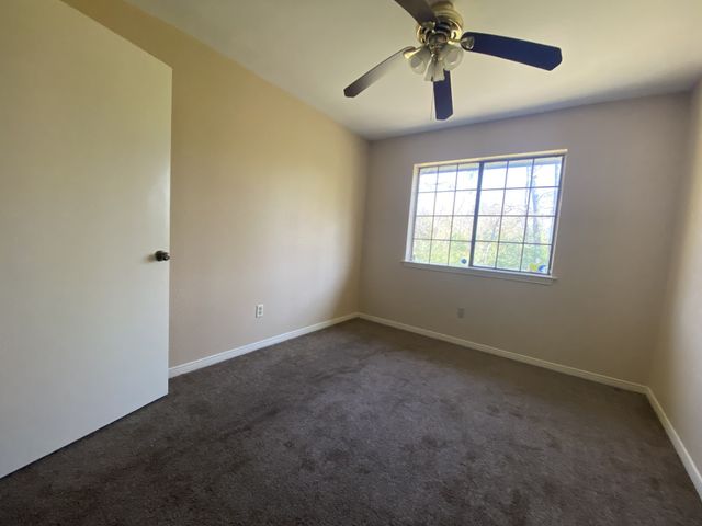 724 N Elm Street, Lancaster, TX 75146