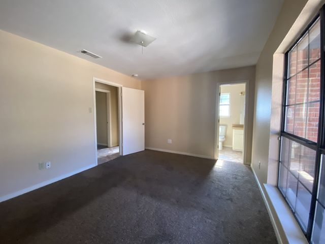 724 N Elm Street, Lancaster, TX 75146