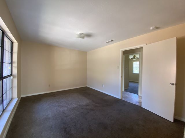 724 N Elm Street, Lancaster, TX 75146