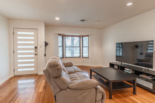 628 Nottingham Drive, Richardson, TX 75080