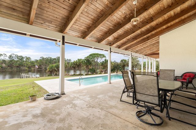 10125 SW Green Ridge Lane, Palm City, FL 34990