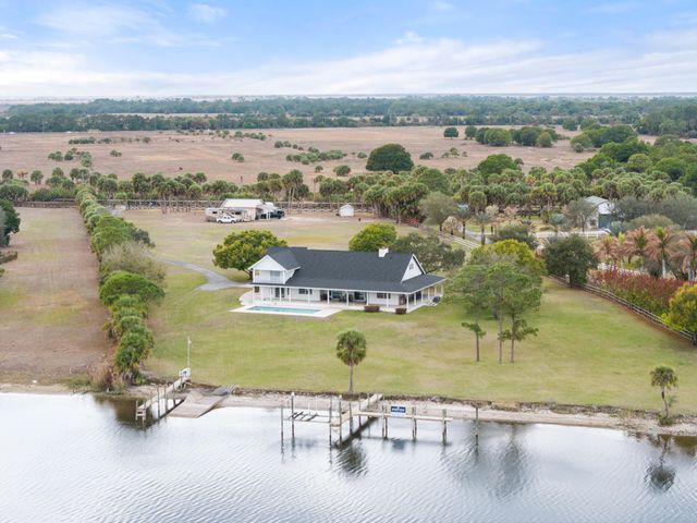 10125 SW Green Ridge Lane, Palm City, FL 34990