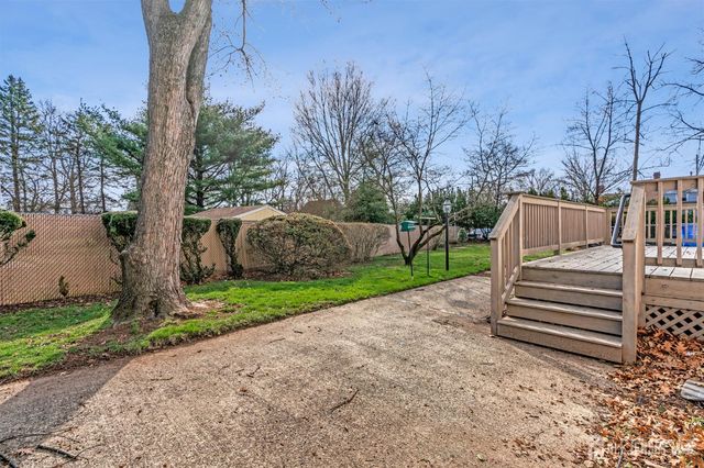 128 Hazelwood Avenue, Middlesex, NJ 08846