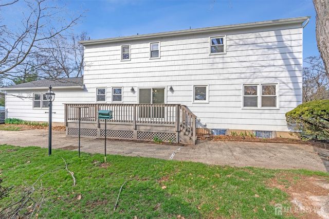 128 Hazelwood Avenue, Middlesex, NJ 08846