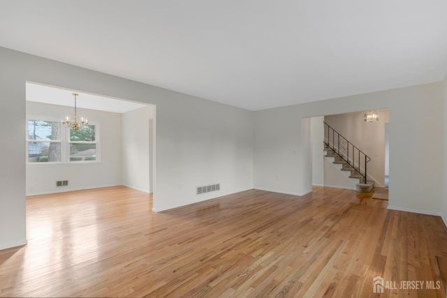 128 Hazelwood Avenue, Middlesex, NJ 08846