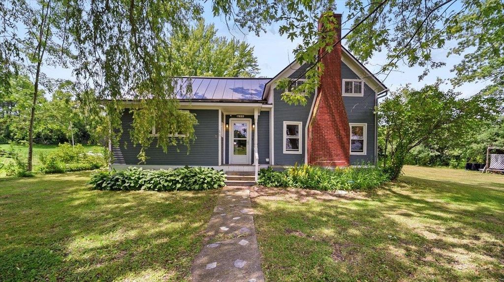 96 Jenna Lane, Leicester, VT 05778