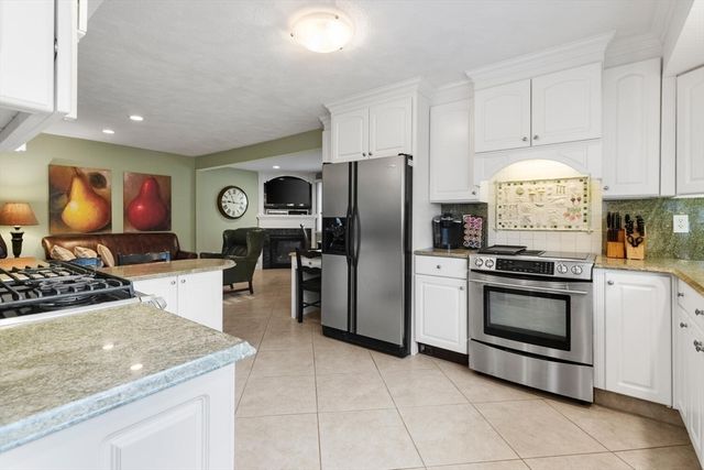 6 Appleton St 2, Watertown, MA 02472