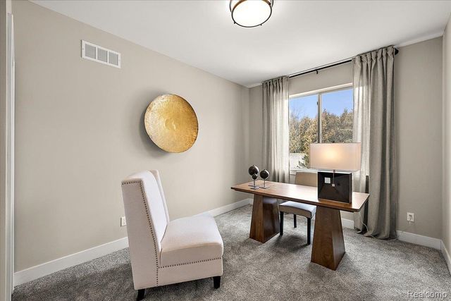 56667 Via Bellano 32, Macomb Township, MI 48042