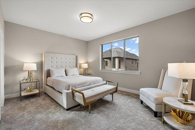 56667 Via Bellano 32, Macomb Township, MI 48042