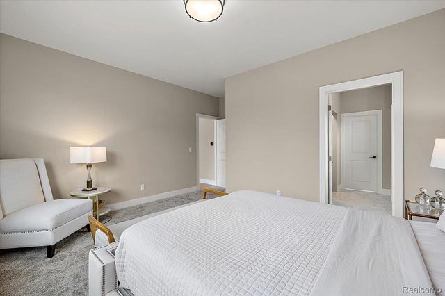 56667 Via Bellano 32, Macomb Township, MI 48042