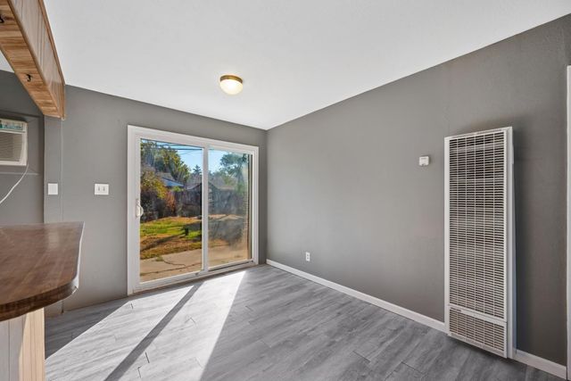 4921 71st St, Sacramento, CA 95820