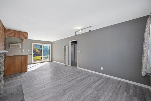 4921 71st St, Sacramento, CA 95820