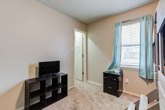 2116 92nd Street, Lubbock, TX 79423