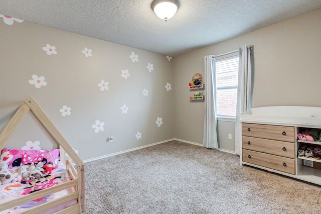 2116 92nd Street, Lubbock, TX 79423