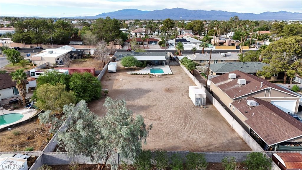 5855 West Oakey Boulevard, Las Vegas, NV 89146 — photo 5